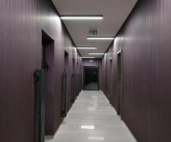 Hotel Za Bunkrem 2 0 Zbroslawice